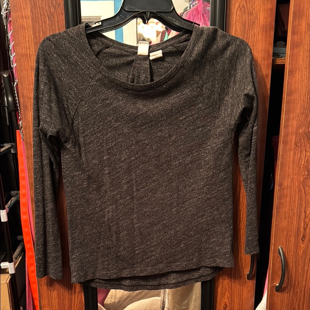 Women's Charcoal Gray Long Sleeve Top